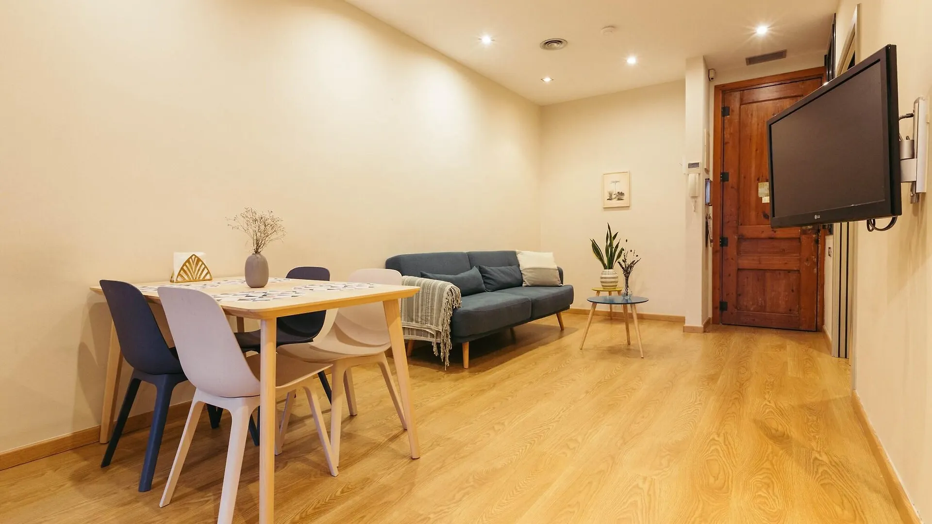 Casa Felipa Plaza Espana Barcelona Apartment