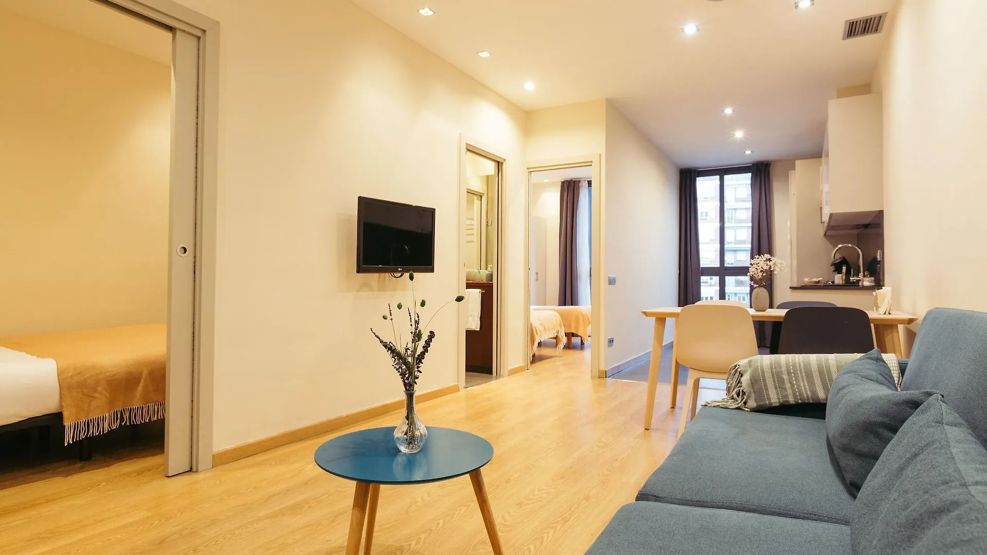 Casa Felipa Plaza Espana Barcelona